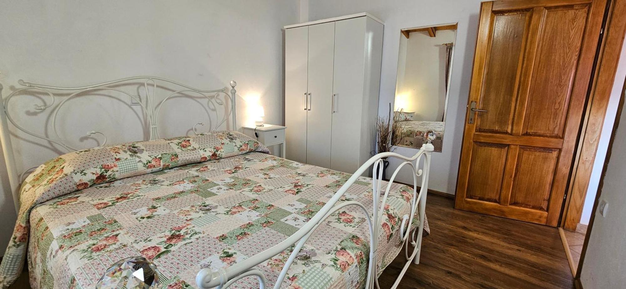 Apartments Vesna With Pool - New! Sveti Lovreč Pazenatički Kamer foto