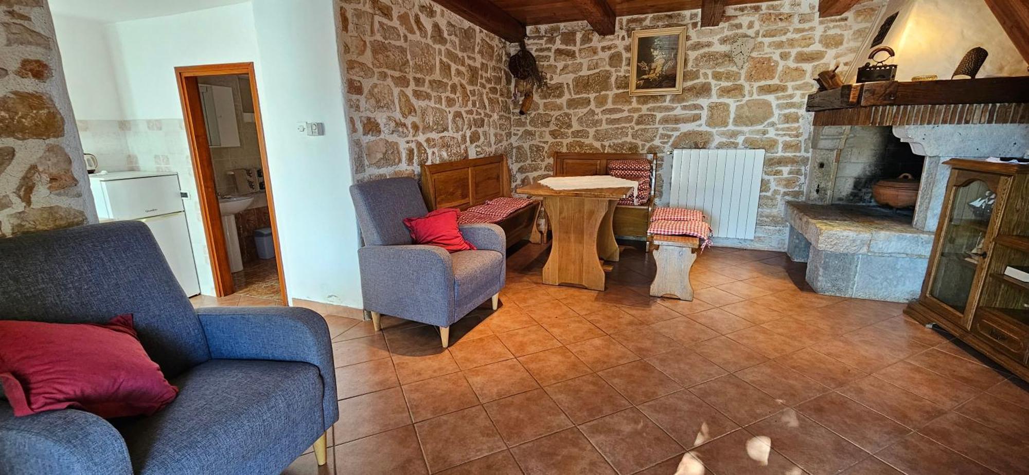 Apartments Vesna With Pool - New! Sveti Lovreč Pazenatički Kamer foto
